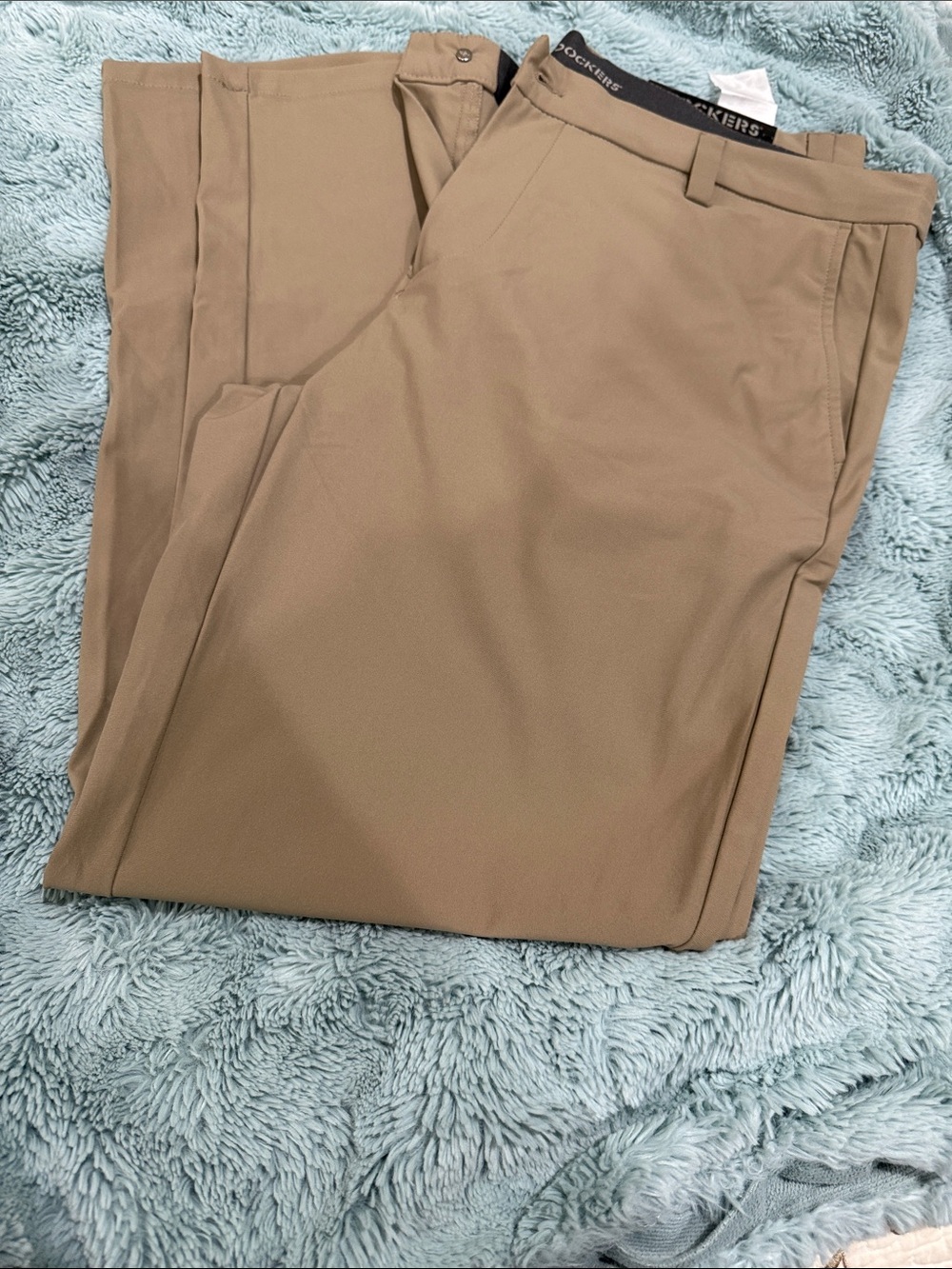 Dockers Men's Khaki/Tan Straight-Leg Chinos